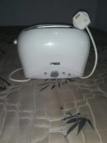 Torradeira com voltagem 220 
