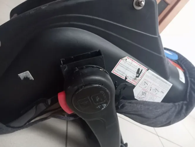 Cadeira para carro de criança 
