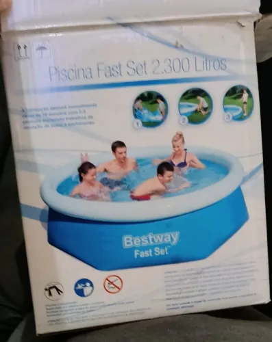 Piscina Bestway 2.300 Litros Seminova - Ótimo Preço! ?