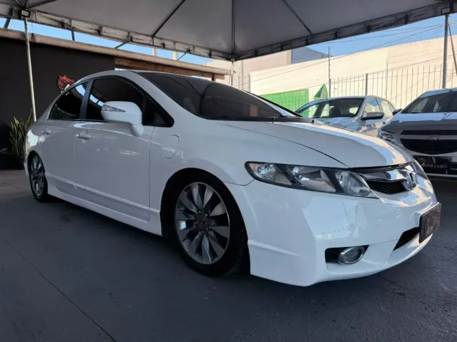 Honda Civic Sedan LXL 1.7 16V 130cv MEC 4P 2011