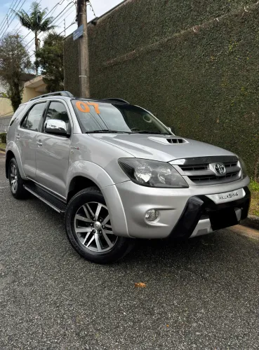 Toyota Hilux SW4 SRV D4-d 4X4 3.0 TDI Dies. AUT 2007