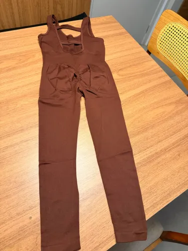 Macacão de academia veste P