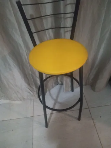 Banqueta seminova
