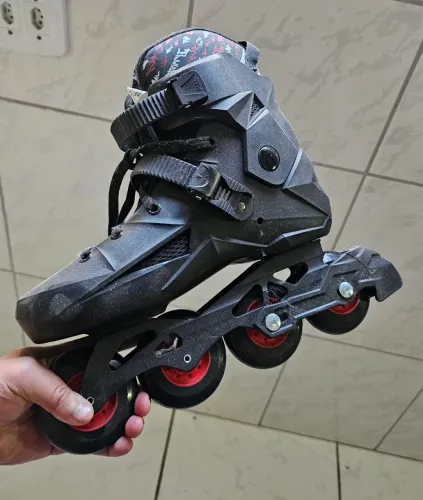 Patins Traxart Revolt