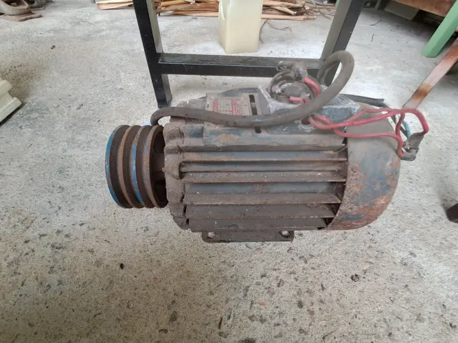Motor trifásico 4cv e 5cv