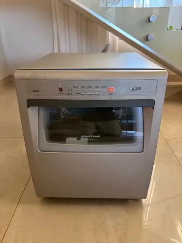 Lava louça BRASTEMP 8 Serviços