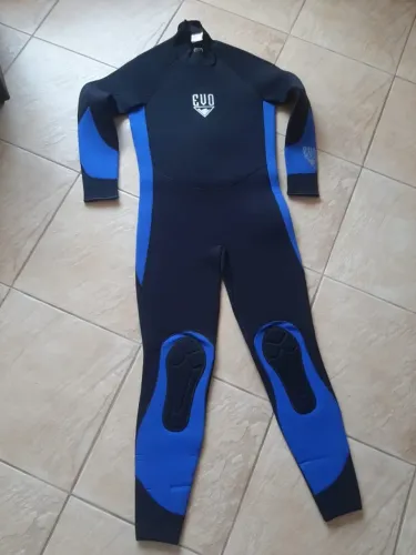 Roupa de Mergulho Evo 5mm / 4mm / 3mm - Tam XL (Semi-nova)