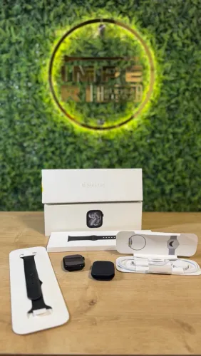 Apple Watch Séries 11 46mm semi