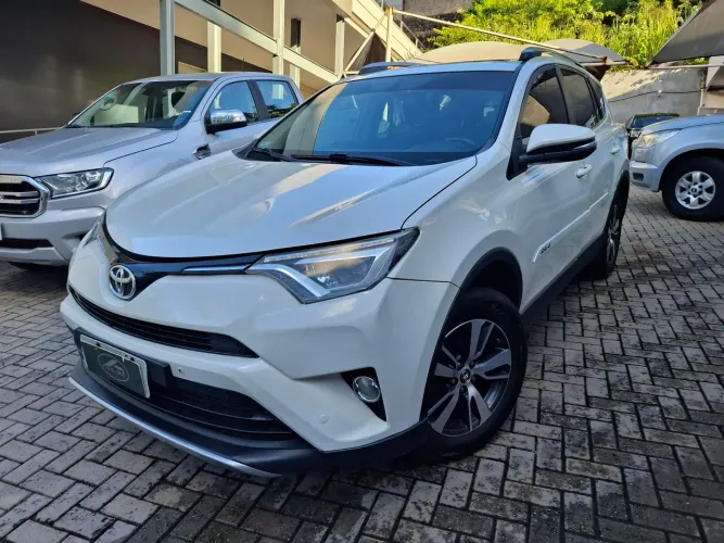 Toyota RAV4 2.0 4X2 16V Aut. 2018