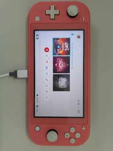 Nintendo Switch Lite (Não Desbloqueado) - R$ 1.100,00