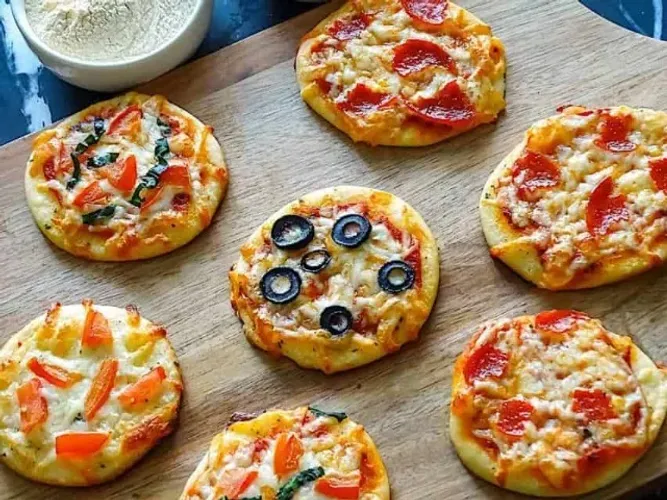mini pizza congelada-varios sabores!! entregamos em planaltina!!
