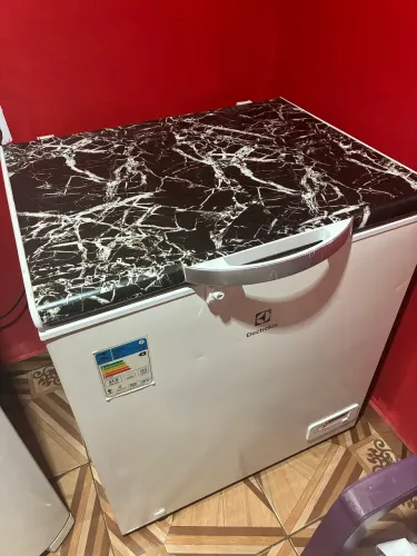 Vendo ou troco esse freezer por uma maior e dou volta