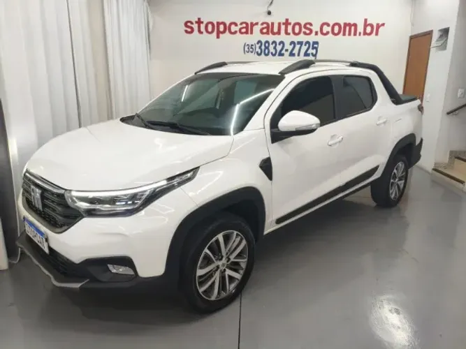 Fiat Strada Volcano 1.3 Flex 8V CD 2023