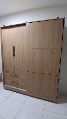 Vendo guarda roupa