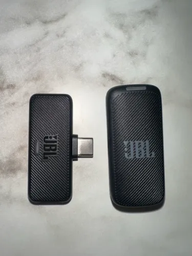 Fone de Lapela JBL Quantum Stream Wireless - Sem Fio + Case