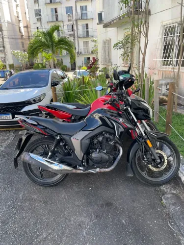 Moto Haujoe DK 150 Cbs
