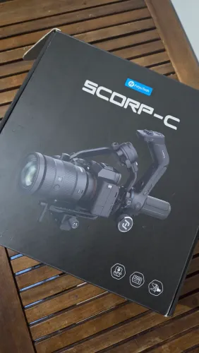 Estabilizador Feyutec Scorp - C + adaptador vertical