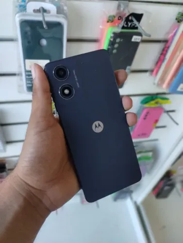 Motorola moto G04S