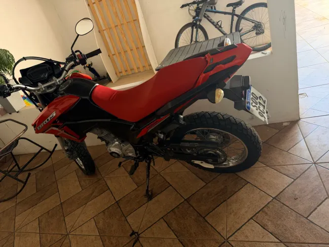 Bros 160