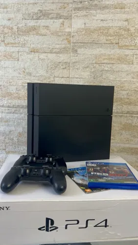 PLAYSTATION 4 Fat - 500GB