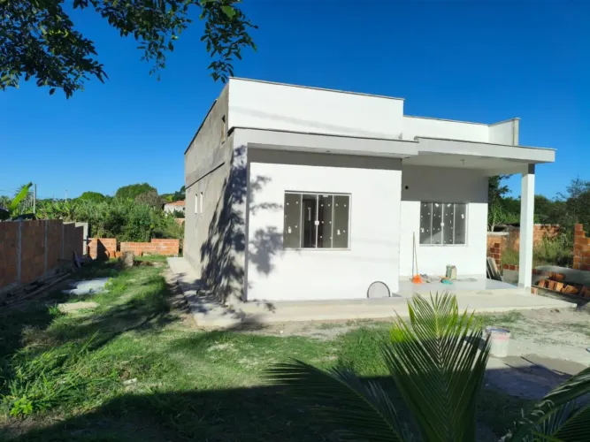 Casa para Venda em Saquarema, Água Branca (Bacaxá), 2 dormitórios, 1 suíte, 2 banheiros, 4