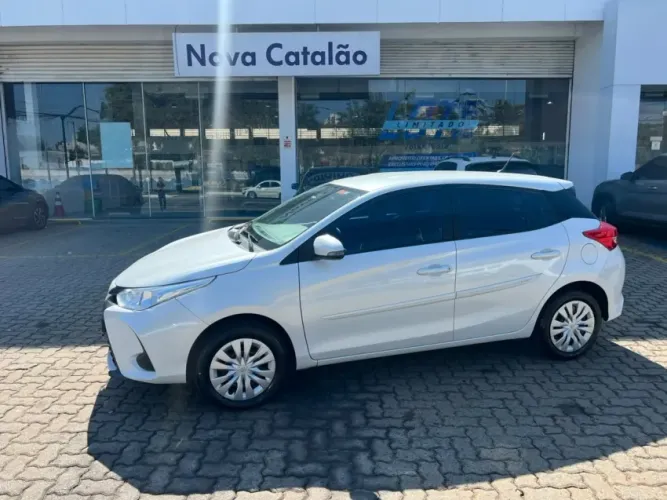 Toyota Yaris XL 1.5 Flex 16V 5P Aut. 2023