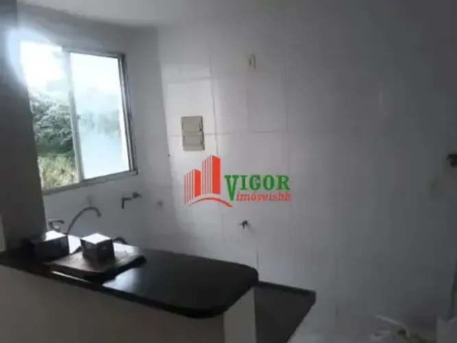 Apartamento com 2 quartos, 1 vaga e 49m² à venda no Condomínio Edificio Parque Monte Negro