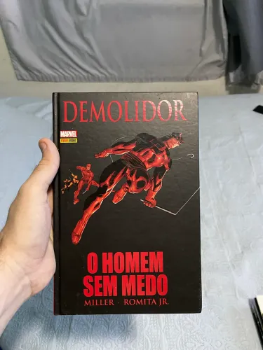 Vendo demolidor o homem sem medo capa dura