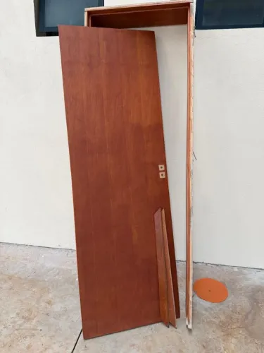 Porta 70 cm corupixa verniz.Batente 70 cm 22 x 0,70