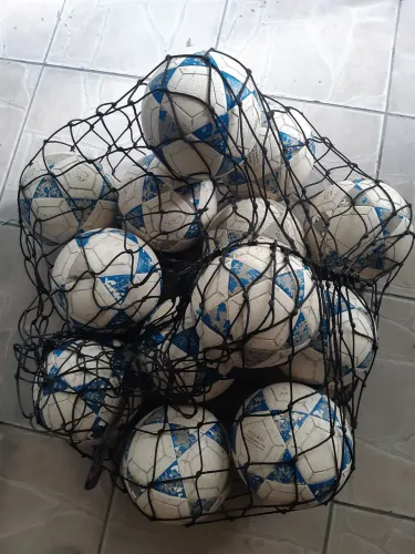 Bola de futevôlei mikasa p5