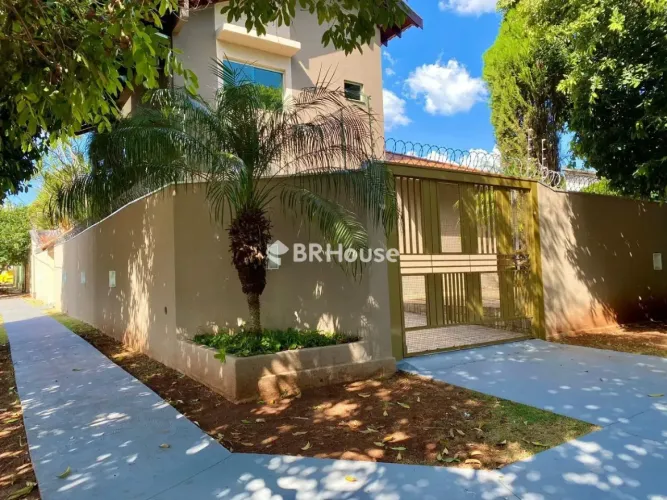 Vila Carlota | Casa 4 quartos, sendo 2 suites
