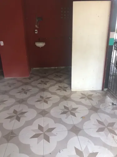 Aluga-se ponto comercial no Icui