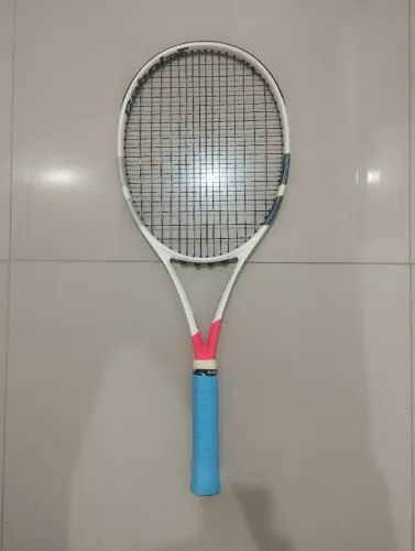 Raquete Babolat Pure Strike 100