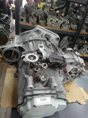 Câmbio Golf 1.6 manual ano 2000