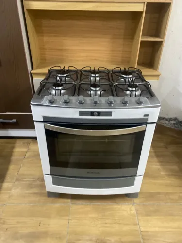 Fogão Brastemp 6 bocas branco funcionando perfeitamente 