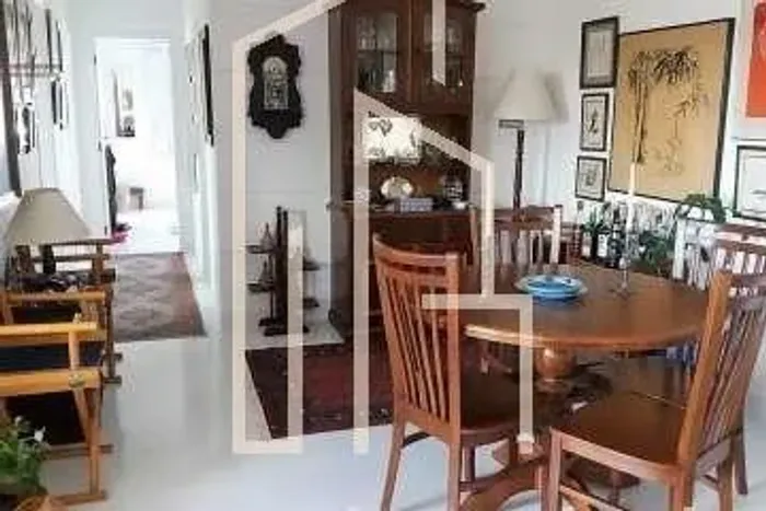 Apartamento à venda no Alto de Pinheiros 106m² 3 dormitórios 1 suíte 2 vagas