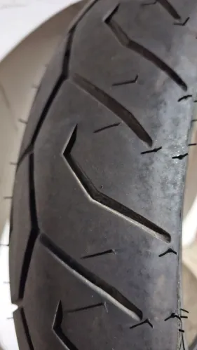 Pneu pirrelli scooter