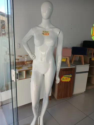 MANEQUIN FIBRA