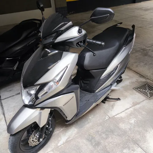 Honda elite