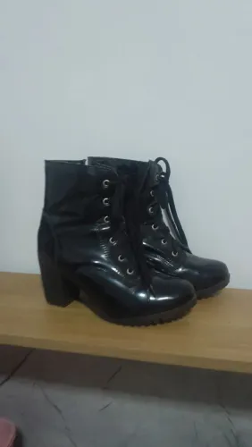 Bota preta número 37/38