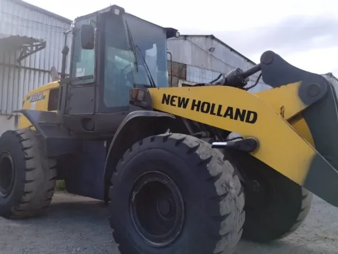 PÁ CARREGADEIRA NEW HOLLAND W190
