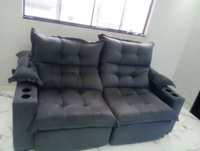 Vende-se um sofá de 1,80 cm por 2,00 mt