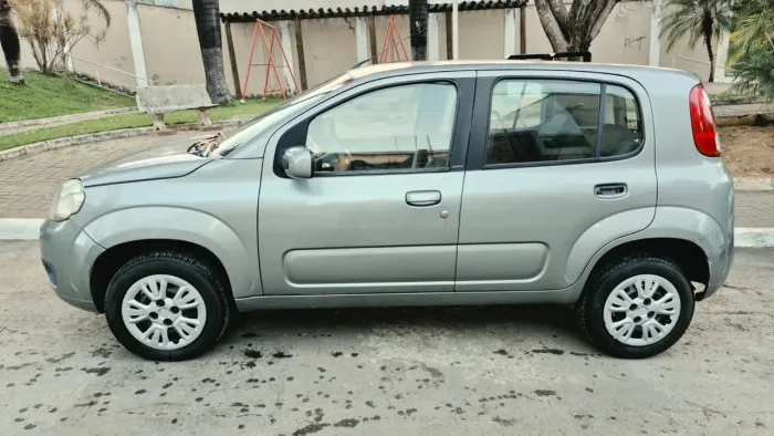 Fiat Uno Vivace Celeb. 1.0 EVO F.flex 8V 5P 2012