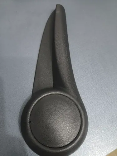 Moldura Acabamento Lateral Banco Motorista Nissan Versa 2012 A 2019 Original