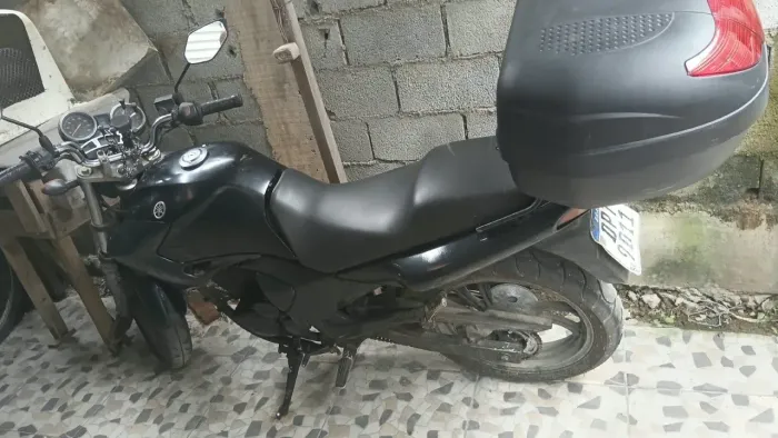Moto Yamaha 250