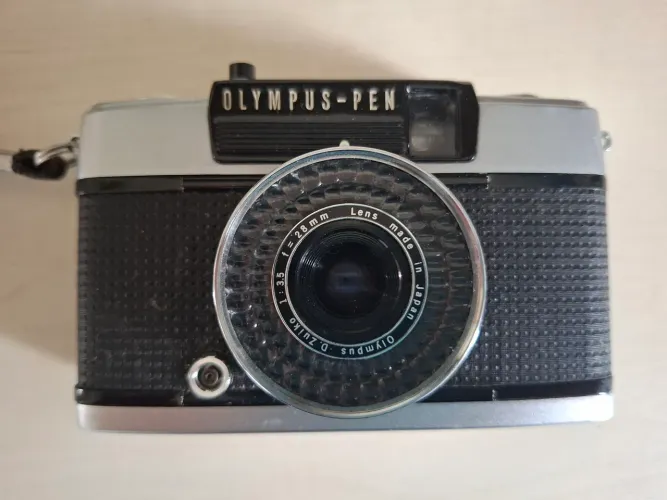 CÂMERA FOTOGRÁFICA OLYMPUS PENEE-3 RARIDADE