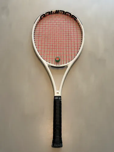 Raquete Solinco Whiteout 305g, L2
