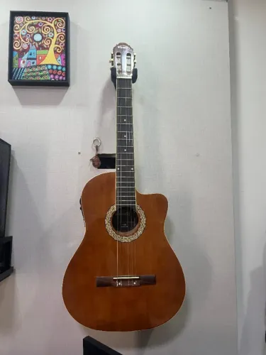 Violão Kuati KS3 eletroacústico NYLON - usado + capa acolchoada