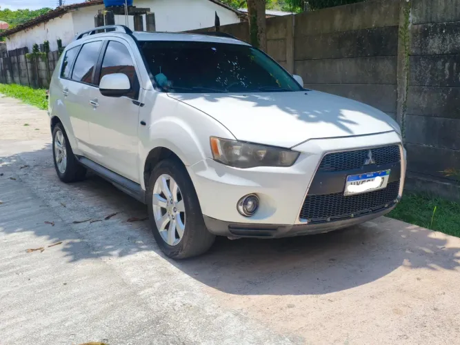Mitsubishi Outlander 2.0 16V 160cv Aut. 2012