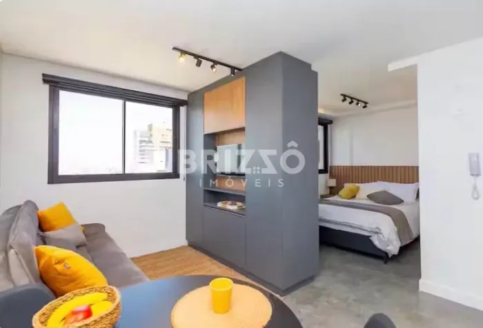 Apartamento à venda, mobiliado, com vaga, Centro, CURITIBA - PR